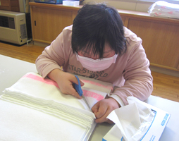 タオル折り加工請負